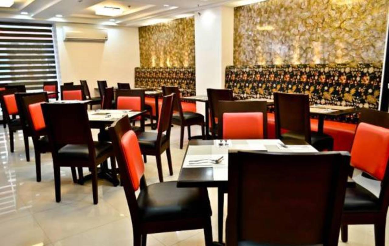 Tyche Boutique Hotel Legazpi Extérieur photo