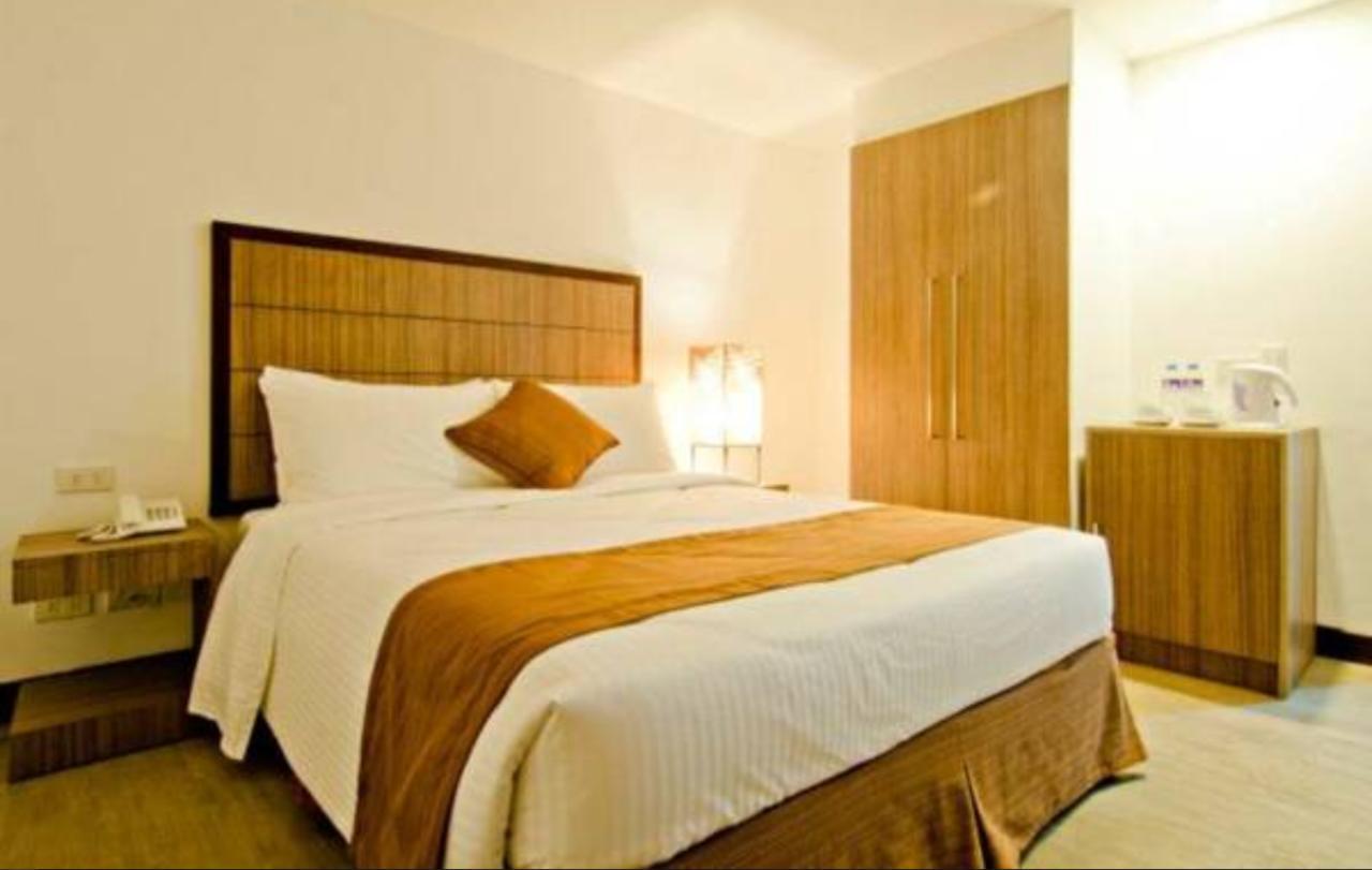 Tyche Boutique Hotel Legazpi Extérieur photo